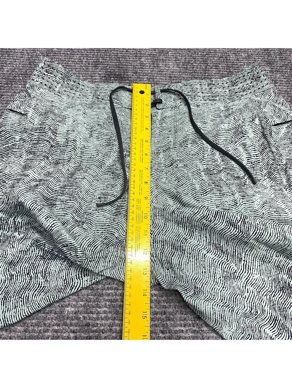 Lululemon Current State Board Shorts Mono Wave Silver Blue Graphite Gray Mens 33